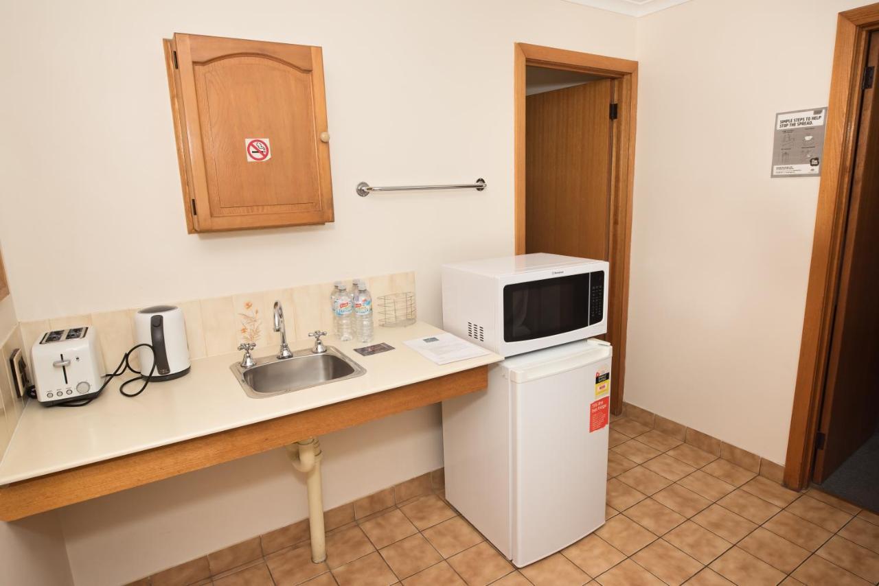 Elm Court Motel Albury Bagian luar foto