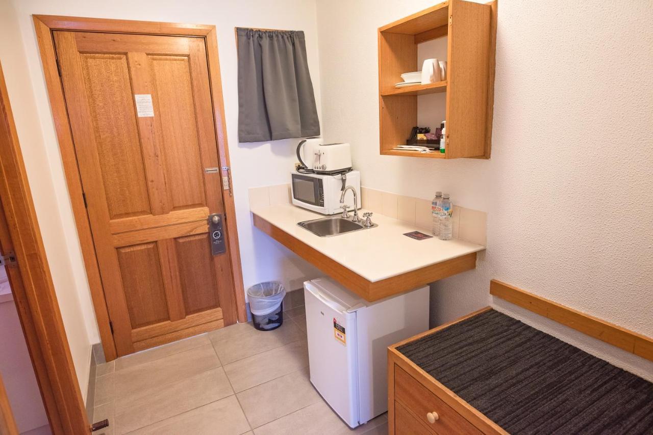 Elm Court Motel Albury Bagian luar foto