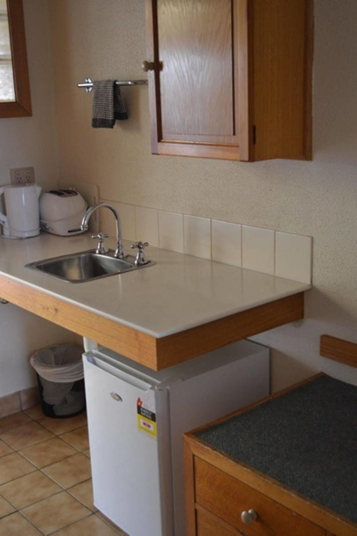 Elm Court Motel Albury Bagian luar foto