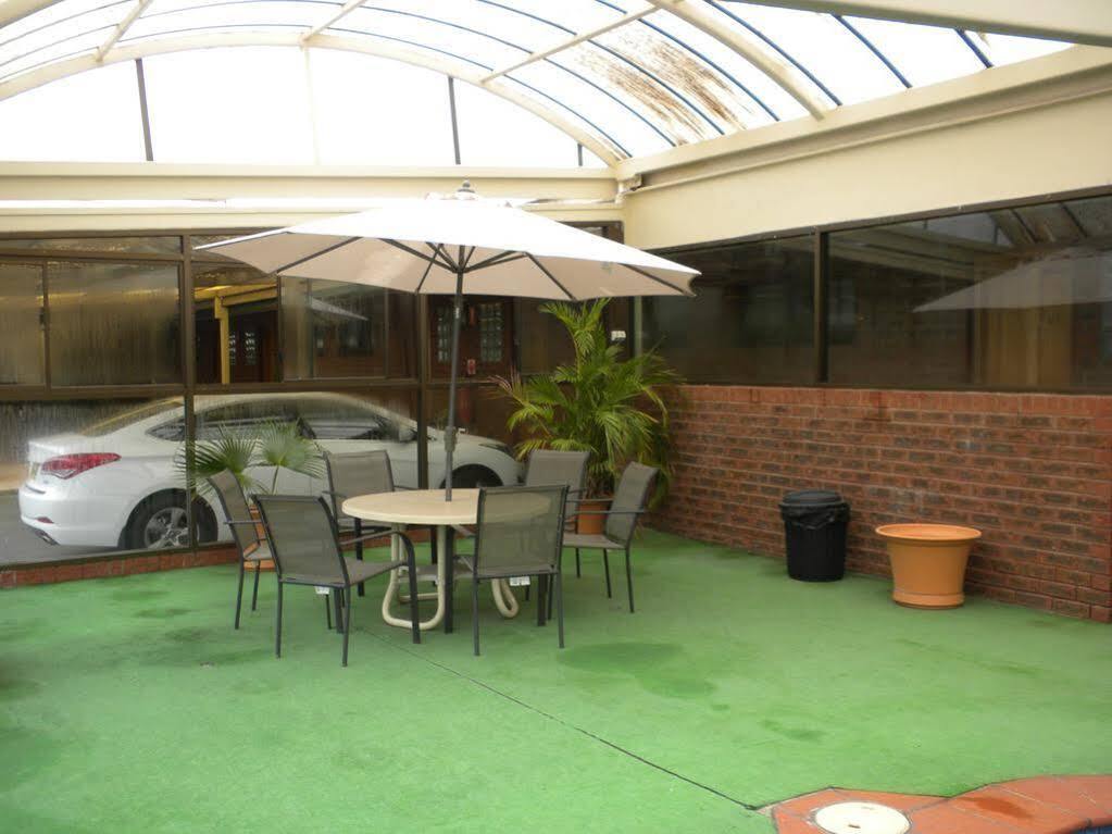 Elm Court Motel Albury Bagian luar foto
